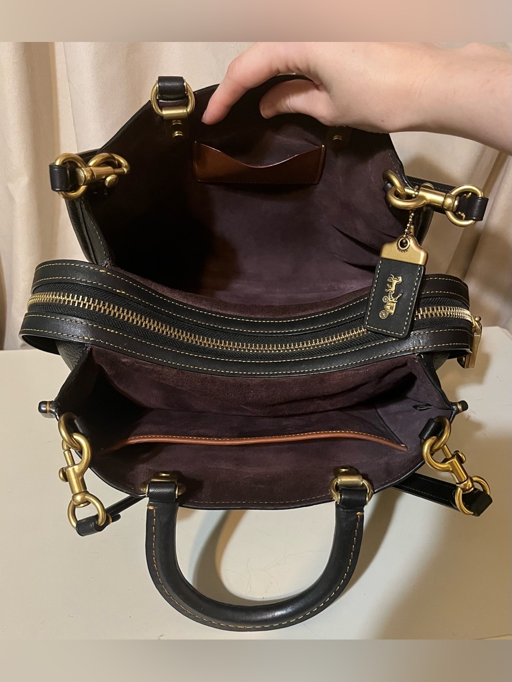 Coach Medium Rogue in Black/Brass! - Picture 6 of 13